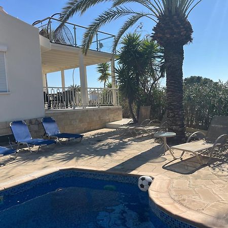 Villa Neyla Four Bedroom Coral Bay Beach Front Экстерьер фото