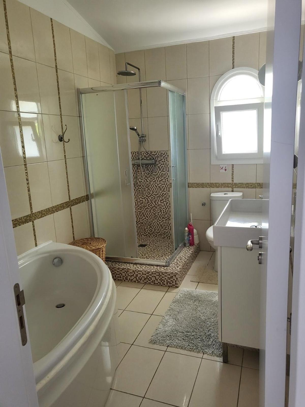 Villa Neyla Four Bedroom Coral Bay Beach Front Экстерьер фото